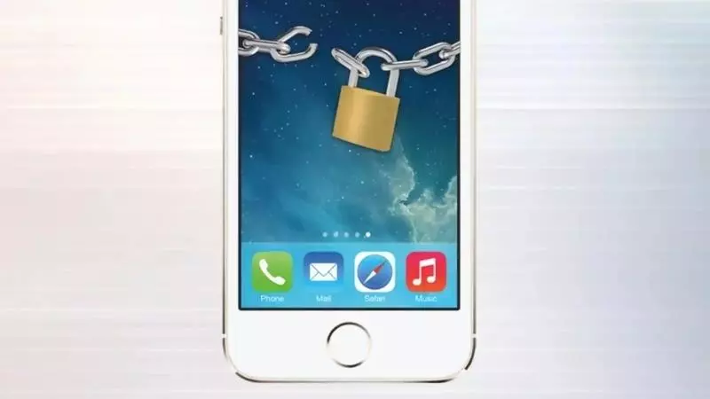 Jailbreak là thủ thuật phá vỡ bảo mật của hệ thống để người dùng có thể cài đặt ứng dụng bên thứ 3