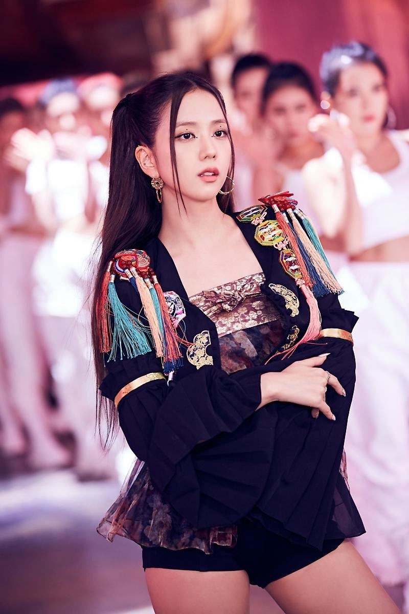 Jisoo là visual của nhóm nhạc nữ BLACKPINK