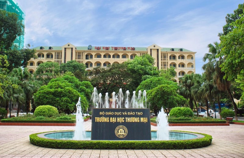 Đại học Thương mại (TMU)