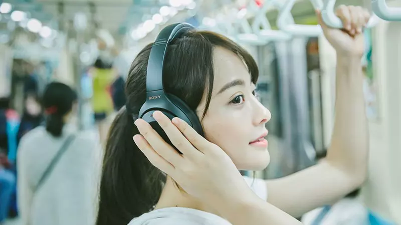 Giá thành của tai nghe có áp dụng công nghệ ANC sẽ cao hơn so với headphone thường