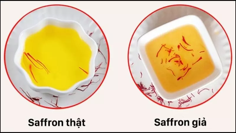 Saffron thật sẽ cho màu vàng cam hoặc vàng nghệ tươi