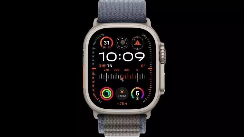 Apple Watch Ultra 2 ở hữu màn hình Retina LTPO OLED, độ sáng lên đến 3000 nit