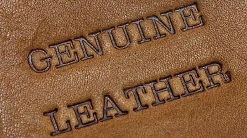 Genuine Leather là thuật ngữ có nghĩa "da thật chính hãng"