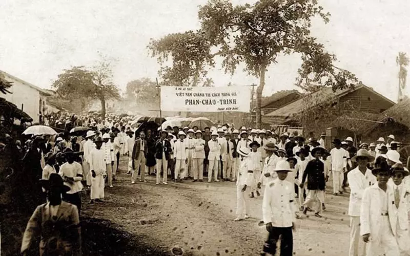 Phong trào Duy Tân được phát động năm 1906 và kết thúc năm 1908