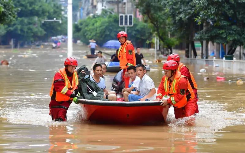 Hoạt động cứu trợ thiên tai